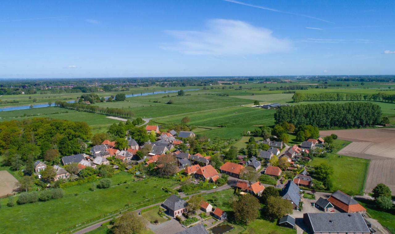 Herberg De Gouden Leeuw ブロンクホルスト エクステリア 写真